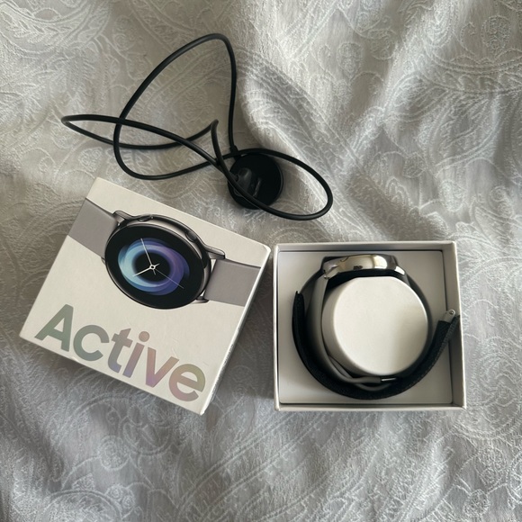 Samsung smart watch - Picture 7 of 8